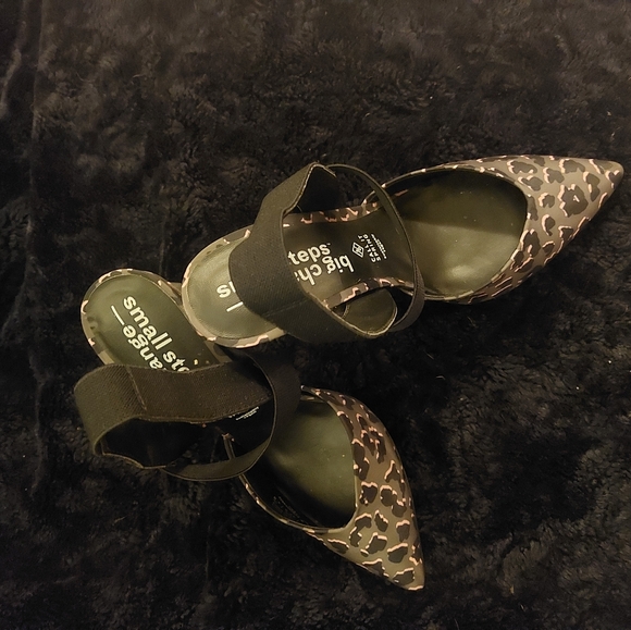 Call It Spring Green & Pink Leopard Print Slingback Heels ● Size 37.5 (US7) - Picture 6 of 7